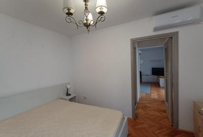 Magheru 2 camere renovat complet si mobilat - 12