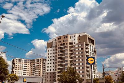 Drumul Taberei  Plaza Romania.  LIDL. Chirie 2000 lei/luna de la 1 septembrie