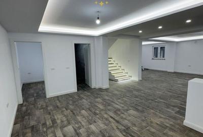 Casă cu 4 camere cu Teren 327 Mp în Dămienești - 15