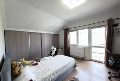 Casă cu 5 camere cu Teren 450 Mp în Central - 3