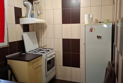 Apartament cu 2 camere decomandat în Giurgiului - 4