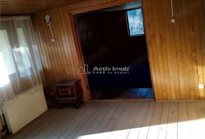 Casă cu 14 camere cu Teren 2500 Mp în Trăisteni - 5