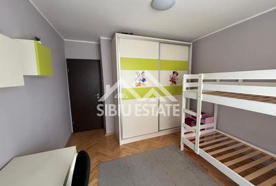 Apartament cu 3 camere decomandat în Hipodrom 4 - 6