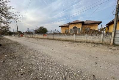 Casă de vânzare - Vădăstrița - 1