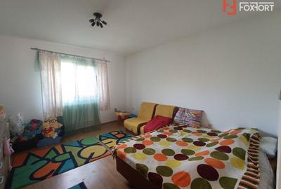 Casă individuală cu 4 camere cu Canalizare în Urseni - 4