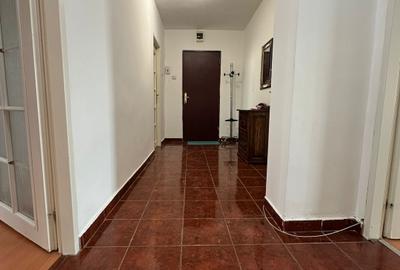 Apartament 2 camere Ultracentral, suprafata 70mp, etaj intermediar - 2