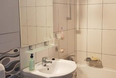 Vand apt 2 camere, 50 mp, et. 3 din 8, 5 min. Metrou Piata Muncii - 3