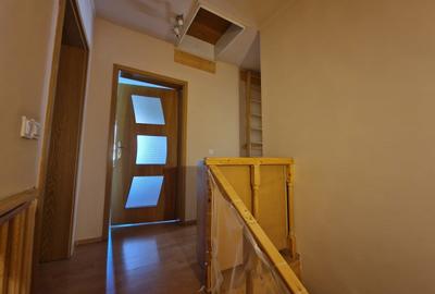 Casă cu 4 camere cu Teren 100 Mp în Central - 3