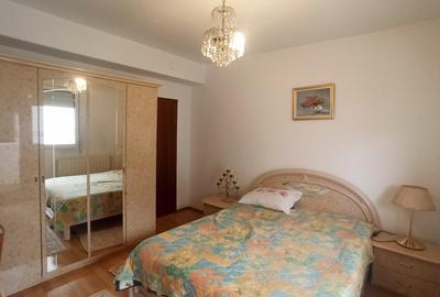 DOROBANTI- FLOREASCA - 4