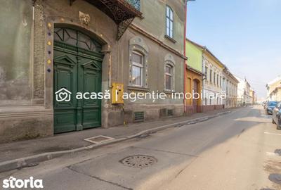 Apartament cu 4 camere, mobilat în Central - 15