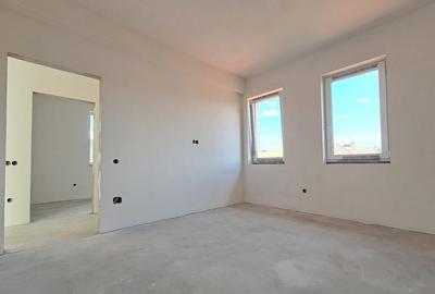 Casă cu 5 camere cu Teren 601 Mp în Central - 33