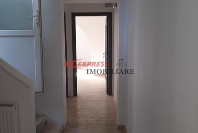 Apartament cu 2 camere semidecomandat în Banu Manta