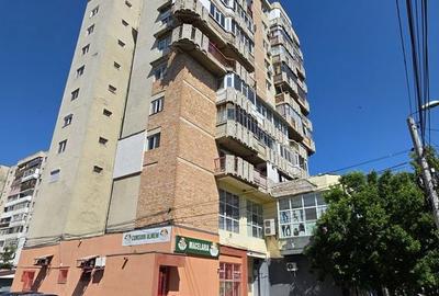 Apartament cu 3 camere în Central - 9
