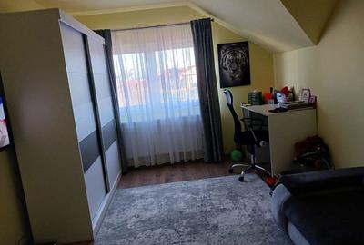 Casă cu 5 camere cu Teren 310 Mp în Vladimirescu - 6