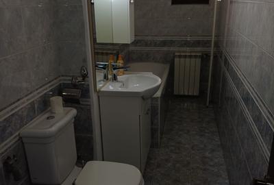 Apartament cu 4 camere decomandat în P-ța Unirii - 9