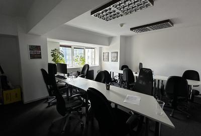 Birou, de 90 mp, în P-ța Victoriei - 2