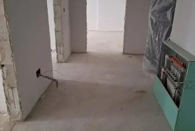 Mutare 2025 apartament 2 camere decomandat cu terasa metrou Teclu - 3