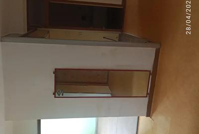 Vand apartament trei camere - 1