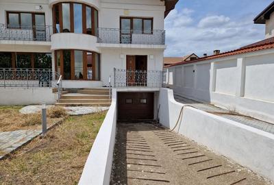 Casă cu 4 camere în Șendreni