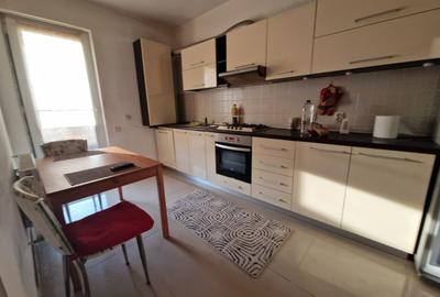 Garsonieră decomandată, mobilată în Drumul Taberei