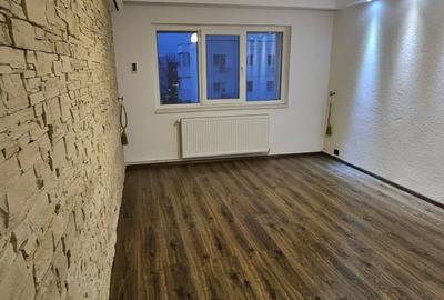 Apartament cu 2 camere decomandat în Cantacuzino - 3