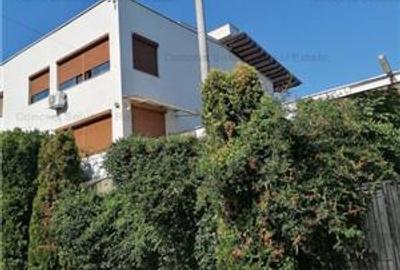 Casă cu 6 camere cu Teren 80 Mp în Central - 9