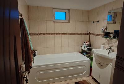 Casa cu mansarda de vanzare in Navodari - 9