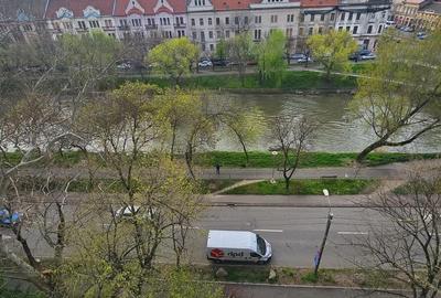 Apartament cu 3 camere semidecomandat în Iosefin - 9