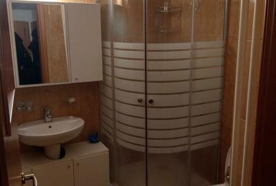 Apartament cu 3 camere decomandat în Central - 2