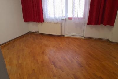 Apartament 3 camere de vanzare strada Octavian Paler Fagaras jud. Brasov - 9