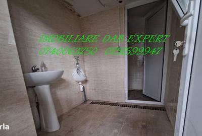 Spațiu comercial, de 500 mp, în Central - 3