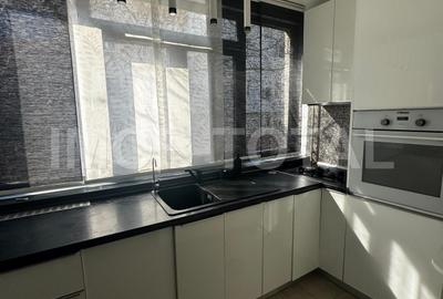 Apartament cu 3 camere în Central - 3