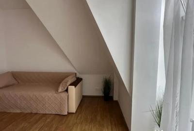 Apartament cu 3 camere decomandat în Răcădău - 6