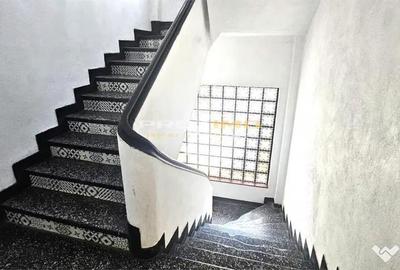 Apartament cu 6 camere decomandat în Central - 12