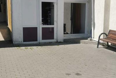 Spațiu comercial, de 27 mp, în Dacia - 1
