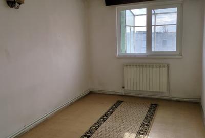 Apartament cu 3 camere decomandat în Micro 39 - 2
