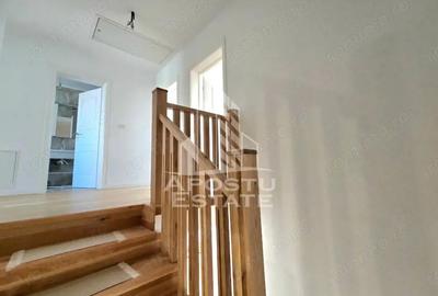 Casă cu 4 camere cu Teren 258 Mp în Șag - 2