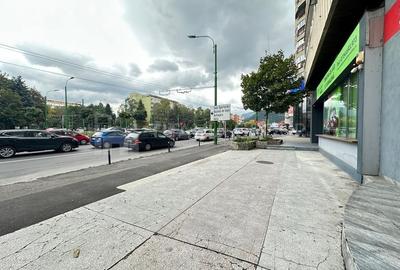 Spatiu comercial 80mp, cu vad excelent - str. 13 Decembrie - 9