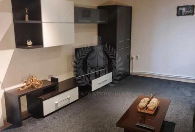 Apartament cu 3 camere decomandat în Bereasca - 7