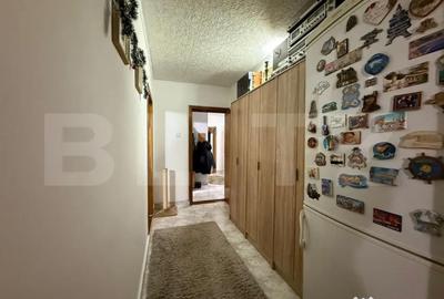 Apartament cu 4 camere decomandat, mobilat în Nicolina - 1