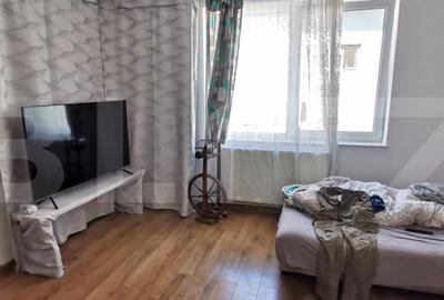 Casa renovabila de 127 mp, cu 2100 mp teren, localizata central in Luna de Sus - 5