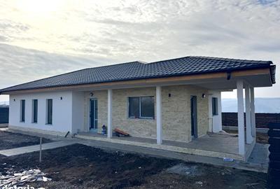 Casă cu 4 camere în Valea Ursului - 3