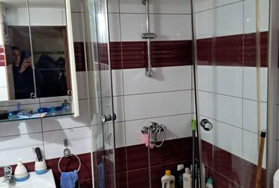 Apartament cu 3 camere decomandat în Central - 3