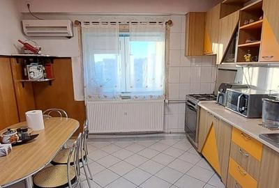 Apartament cu 2 camere decomandat în Sebastian - 3