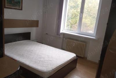 Apartament cu 4 camere decomandat în 1 Mai - 9