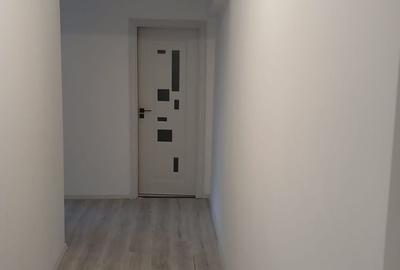 Apartament cu 3 camere decomandat în Păcii - 1