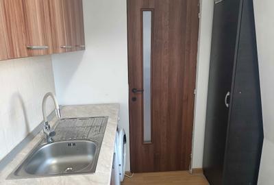 Garsonieră decomandată în Exterior Vest