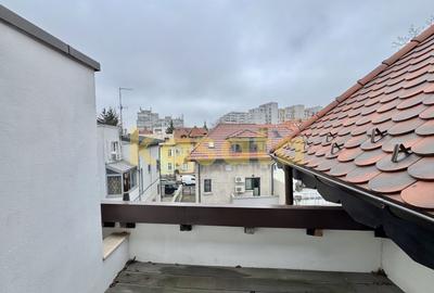 Casă individuală cu 10 camere cu Canalizare în Capitale - 12