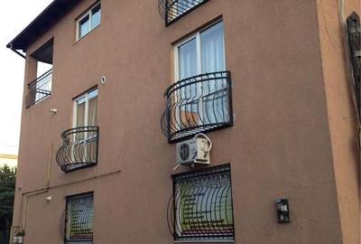 Casă individuală cu 8 camere cu Teren 400 Mp în Scriitorilor - 2