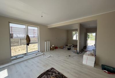 1/2 Duplex Utvin,4 Camere,2 Bai,Toate Utilitatile - 5